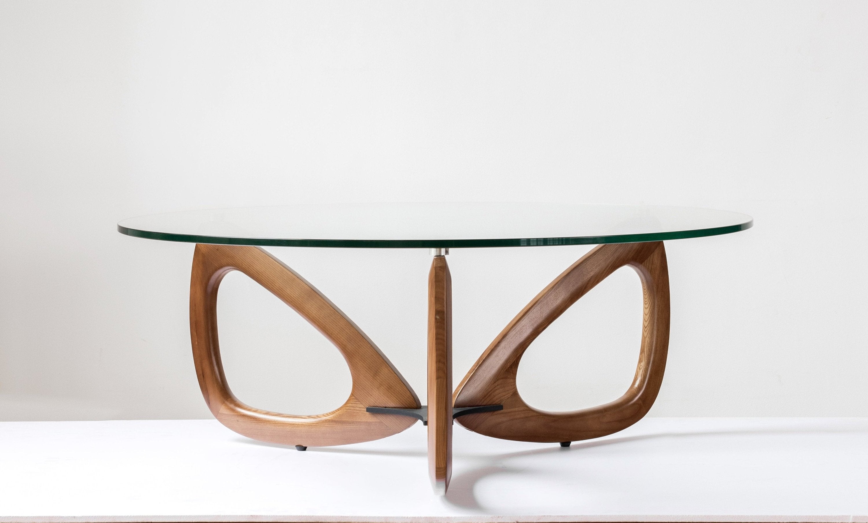 Three Legs Coffee Table / スリーレッグスコーヒーテーブル