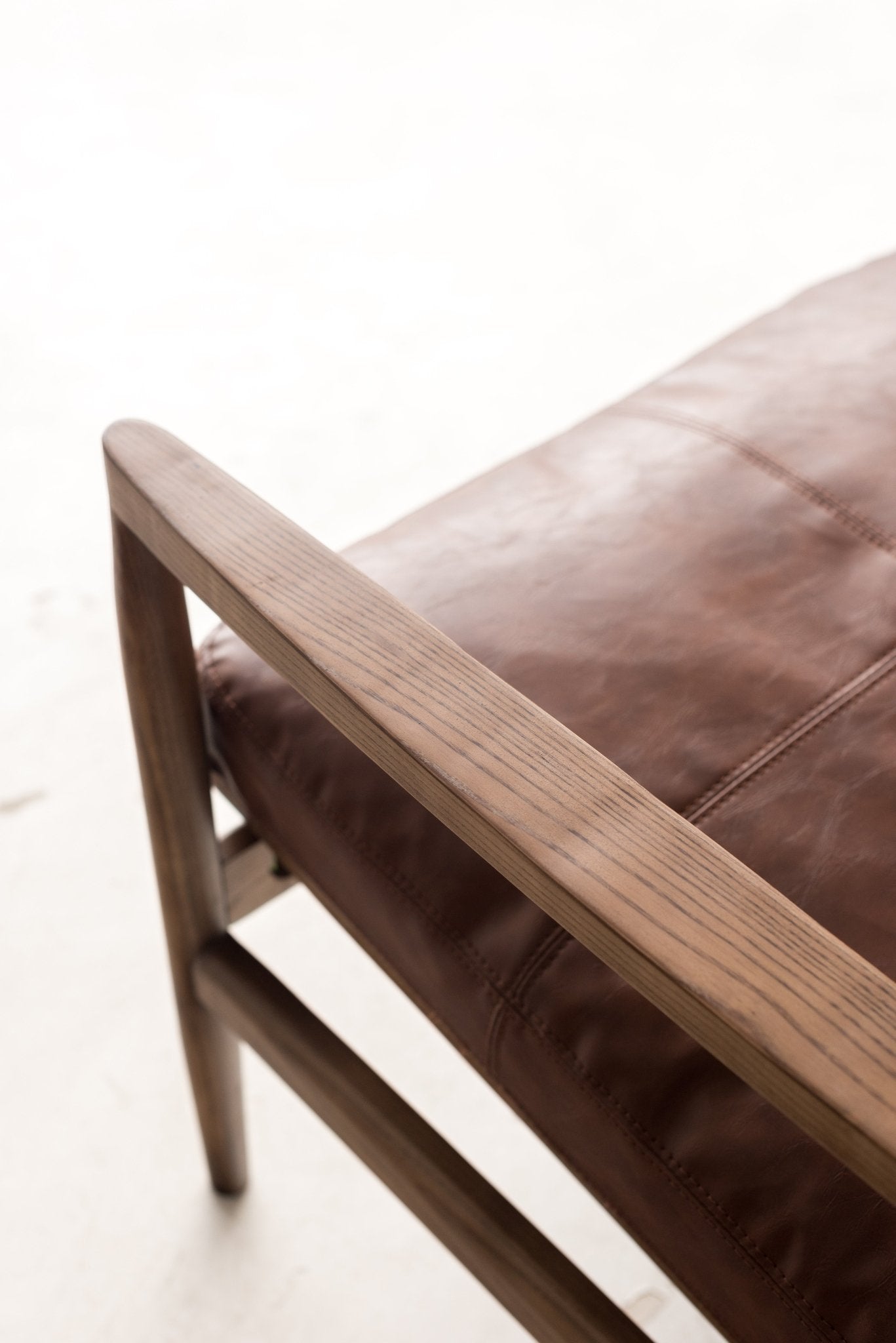 Hank Reading Double Chair / ハンクリーディングダブルチェア - YOLO