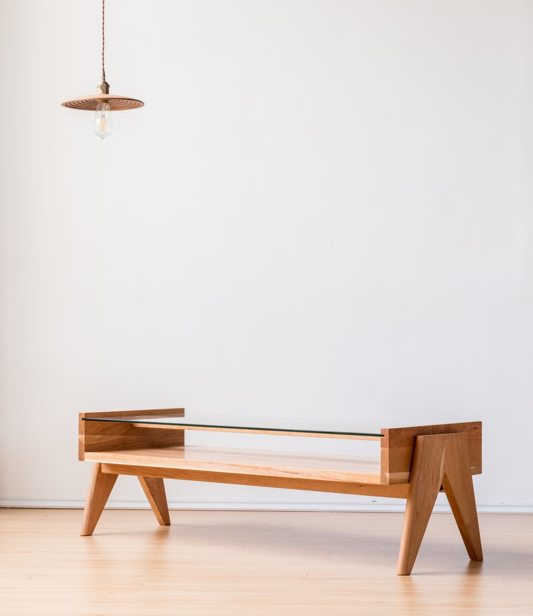 Vertical Coffee Table / バーチカルコーヒーテーブル - YOLO