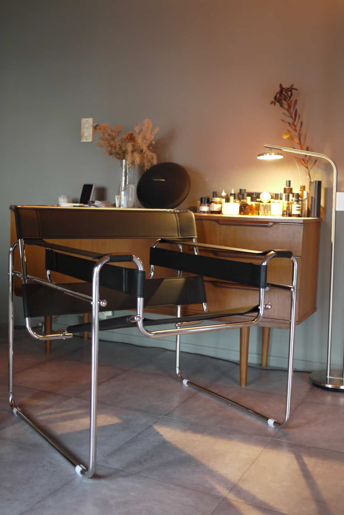 Flame Design Chair / フレームデザインチェア